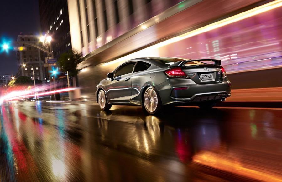  Honda Civic Si Coupe 2014 года  (фото 5 из 12)